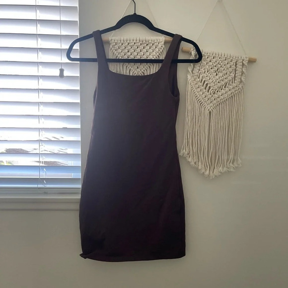 Aritzia Babaton Sculpt Knit Squareneck Mini Dress Mocha Brown - Picture 4 of 9